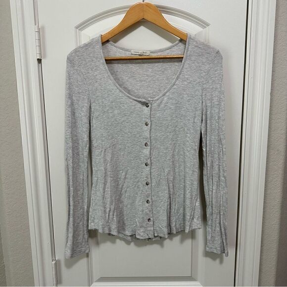 Copper Key Women’s Round Neck Button Down Long Sleeve Top Size Small - Picture 1 of 3